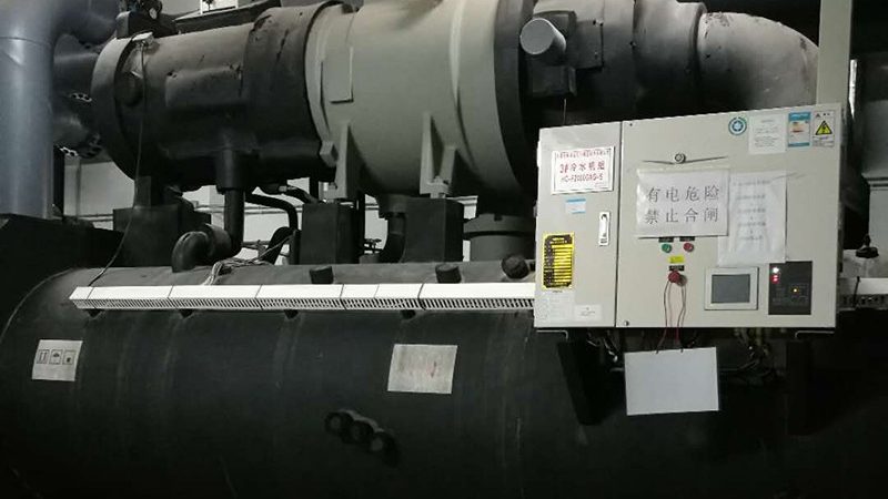 水冷式与风冷式工业冷水机：本质区别与适用场景解析
